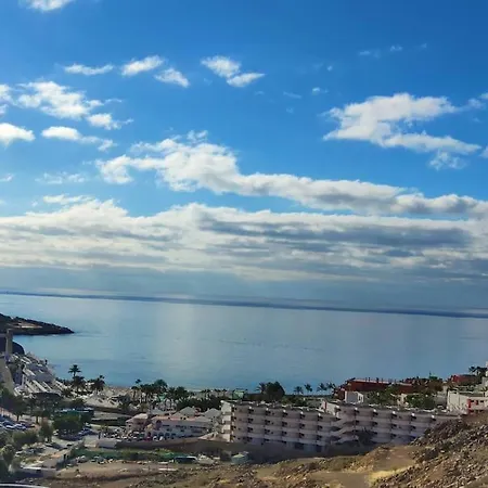 Demelza Ocean View Apartment